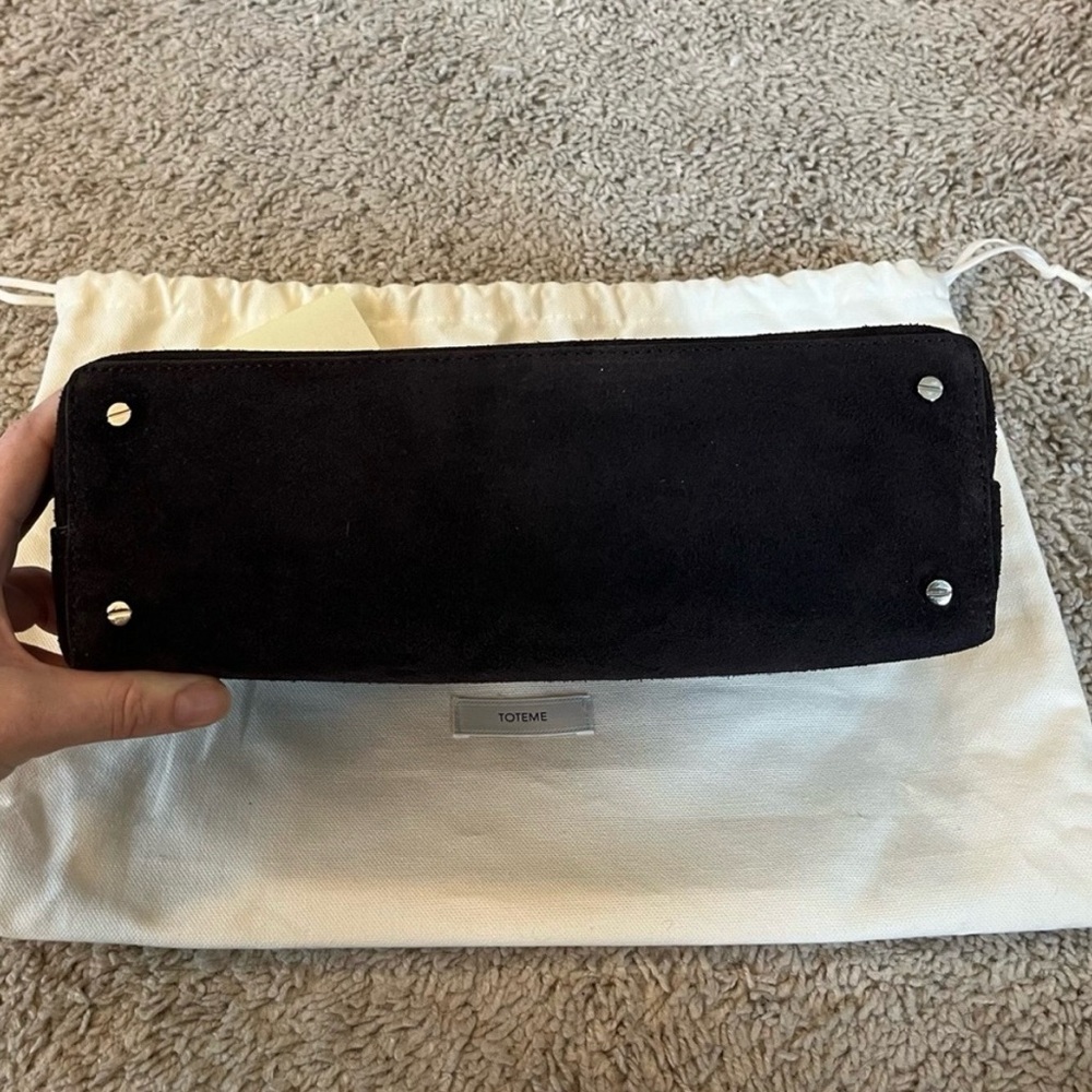 NWT Toteme T-Lock Suede Clutch in Espresso - Picture 4 of 15